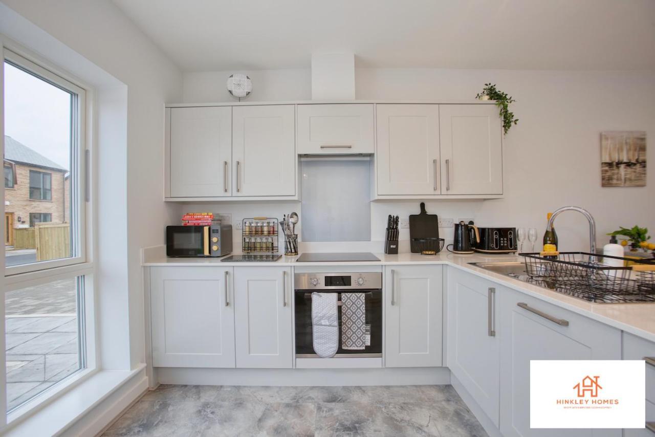St Ives Bay - Immaculate Brand New 3Bed - Free Parking - Beach - Wifi Hayle Eksteriør bilde