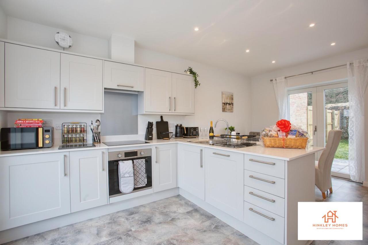St Ives Bay - Immaculate Brand New 3Bed - Free Parking - Beach - Wifi Hayle Eksteriør bilde