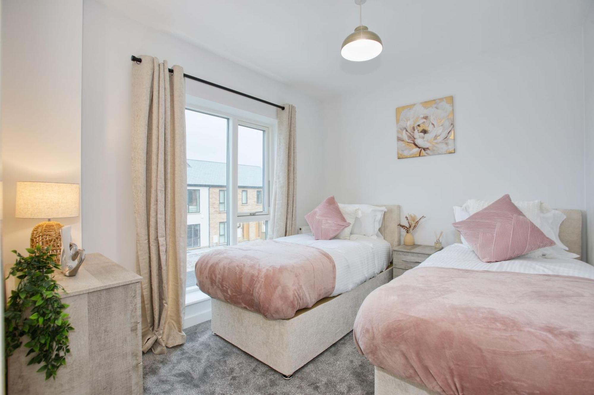 St Ives Bay - Immaculate Brand New 3Bed - Free Parking - Beach - Wifi Hayle Eksteriør bilde
